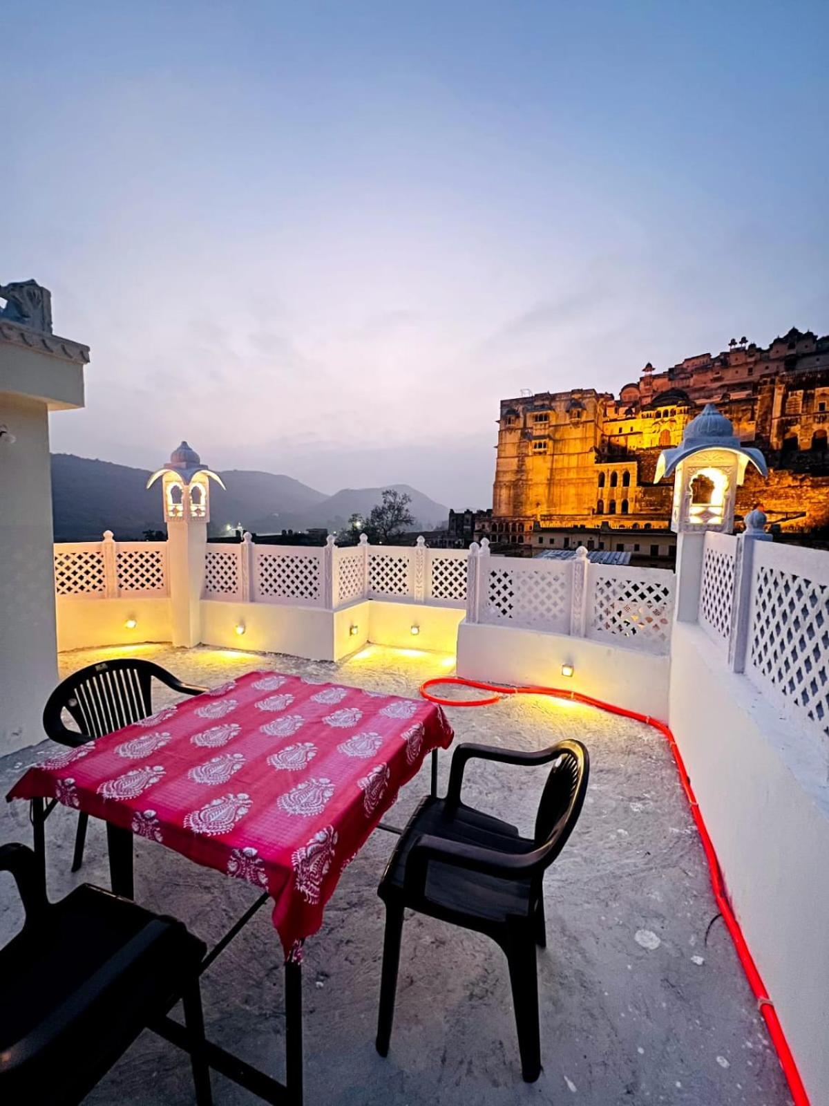 The Palace View Homestay & Restaurant Bundi Exterior photo