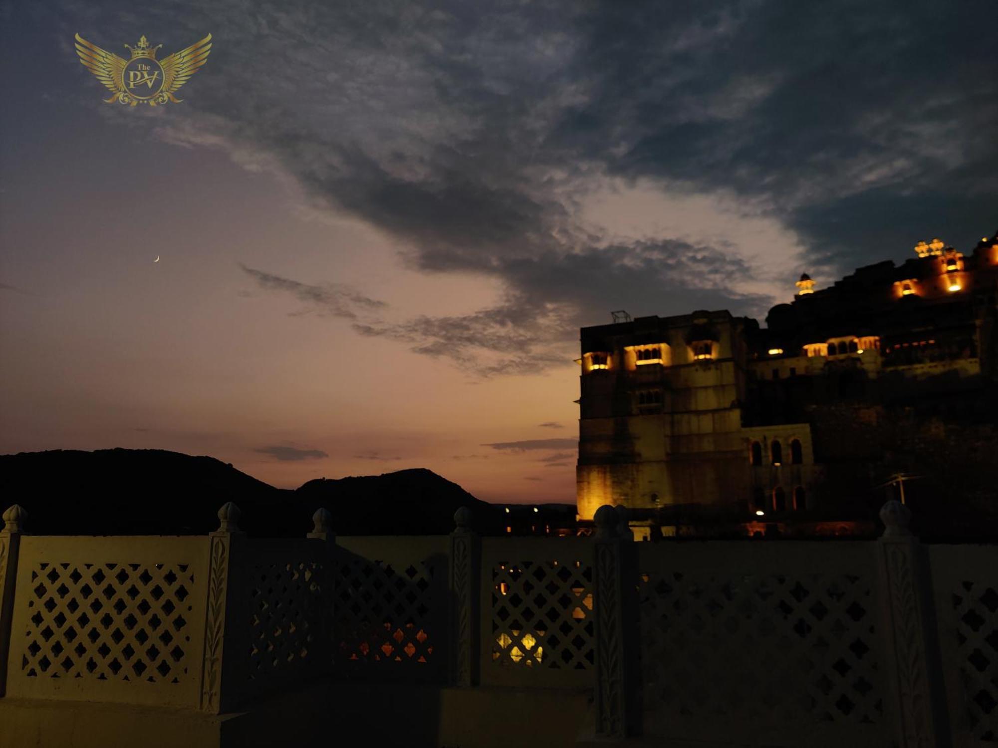 The Palace View Homestay & Restaurant Bundi Exterior photo